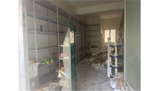 Ampio garage/ magazzino zona Zecchino