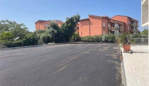 Immobile commerciale nuova costruzione
