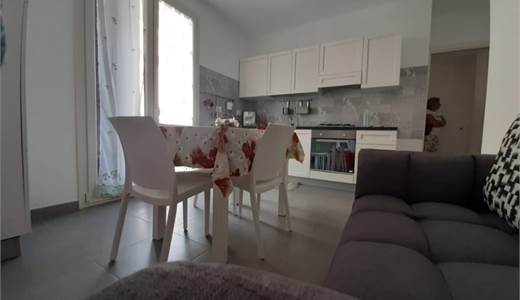  Appartamento in villa Mona ad Avola