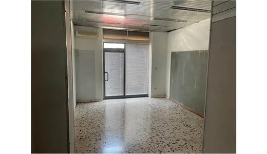 Locale commerciale zona Teocrito