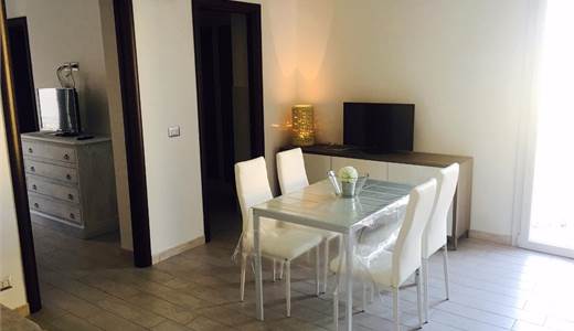 Bilocale arredato ristrutturato zona Borgata